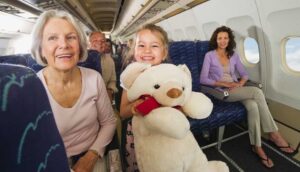 TRUCOS PARA CUIDARTE EN EL AVIÓN