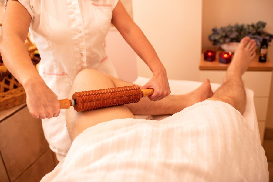 ¿QUÉ ES LA MADEROTERAPIA? 5 BENEFICIOS QUE APORTAN A NUESTRO CUERPO
