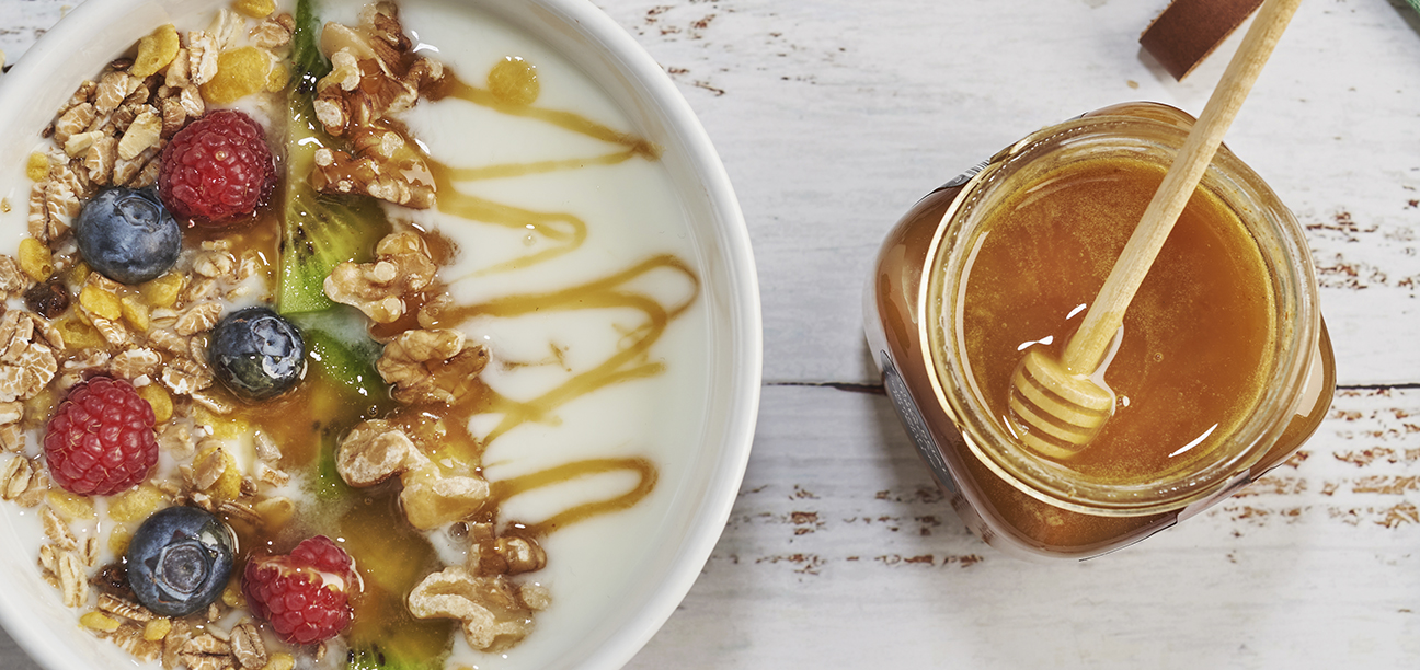 Avena con Frutas y Miel